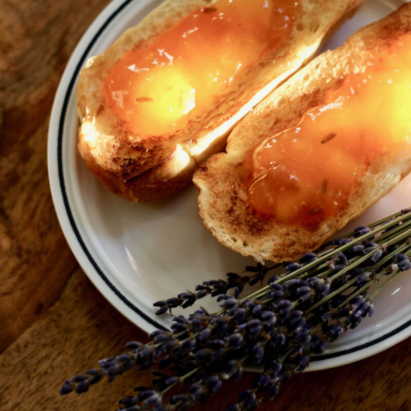 Confiture d'abricots à la lavande C de Leos sans étui – Image 3